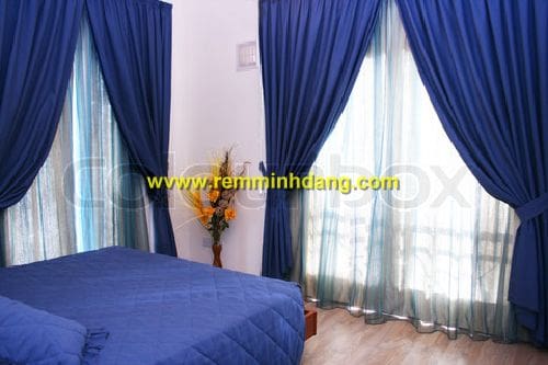 rèm vải mầu xanh dương