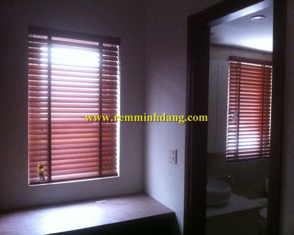 Sản xuất lắp đặt rèm gỗ